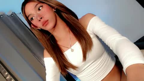 Snapshot of slimgirl_patricia chatting on April 2026 11:16:02 PM Pat online show from April 2026 11:16:02 PM