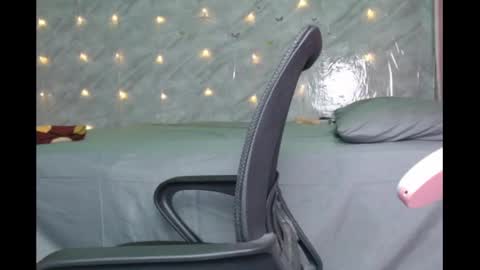 slimzyx online show from December 2024 07:14:01 AM