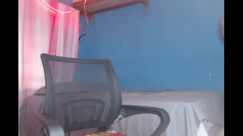 slimzyx online show from February 2025 11:58:01 AM