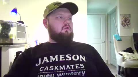 Snapshot of slipinside3 chatting on November 2025 08:06:01 AM Matt online show from November 2025 08:06:01 AM