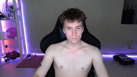 Snapshot of slippery_baby chatting on August 2026 09:07:01 PM Mila online show from August 2026 09:07:01 PM