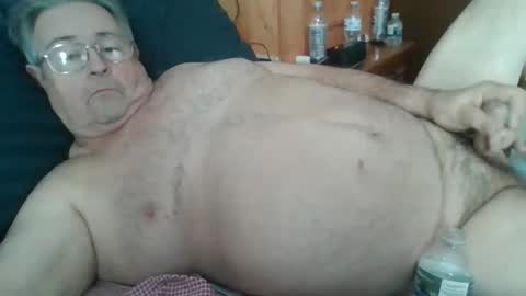 Snapshot of slippery_duck chatting on February 2026 05:22:02 PM slippery_duck online show from February 2026 05:22:02 PM