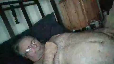 Snapshot of slippery_duck chatting on March 2026 04:26:01 PM slippery_duck online show from March 2026 04:26:01 PM