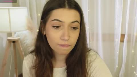 Emilia online show from December 2025 12:23:02 PM