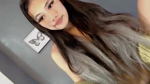 slut4attention online show from April 2026 06:18:01 AM