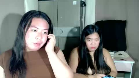 Snapshot of slut_mama chatting on March 2026 12:38:01 AM Zien online show from March 2026 12:38:01 AM