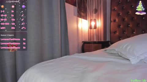 Snapshot of slut_milf4u chatting on December 2024 10:56:02 AM Paola online show from December 2024 10:56:02 AM