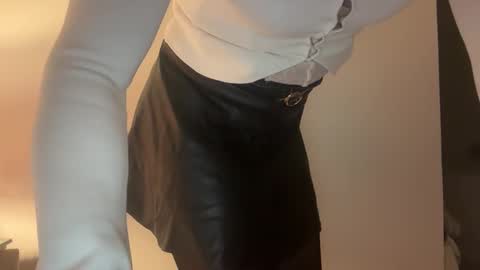 Snapshot of slutforbbc26y chatting on December 2025 08:16:02 PM slutforbbc26y online show from December 2025 08:16:02 PM