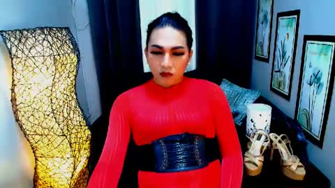 Snapshot of sluthotcummer69x chatting on December 2024 04:53:01 AM EMPRESS GODDESS KRISTINE online show from December 2024 04:53:01 AM