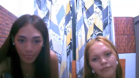 Snapshot of sluts_cummer chatting on December 2025 09:40:01 AM sluts_cummer online show from December 2025 09:40:01 AM