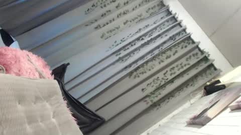 CHIE CHIE online show from January 2025 08:21:01 PM