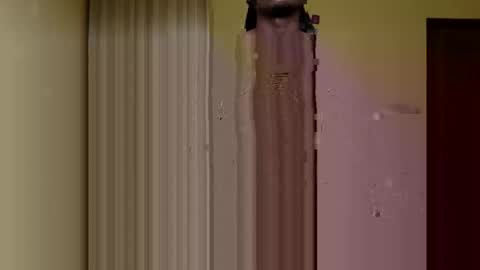 Snapshot of sluttydarkcadbourry2002 chatting on May 2026 08:55:01 AM Skillibengisaadboy online show from May 2026 08:55:01 AM