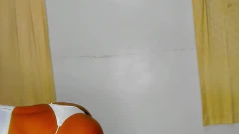 Snapshot of sluttysam_ chatting on October 2025 03:07:01 AM Sexyslutt online show from October 2025 03:07:01 AM