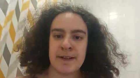 Snapshot of sluttysuzie17 chatting on April 2026 04:04:02 PM SluttySuzie17 online show from April 2026 04:04:02 PM