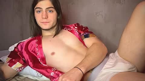 Snapshot of sly_gus chatting on December 2024 11:00:01 AM Gus online show from December 2024 11:00:01 AM