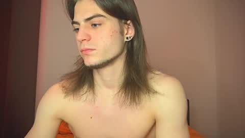 Snapshot of sly_gus chatting on February 2025 05:53:01 PM Gus online show from February 2025 05:53:01 PM