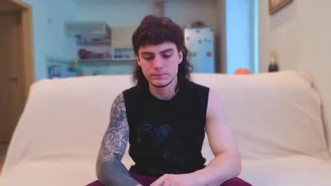 Snapshot of sly_gus chatting on February 2026 09:54:01 AM Gus online show from February 2026 09:54:01 AM