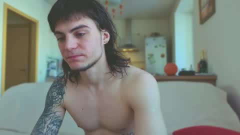 Snapshot of sly_gus chatting on March 2026 05:34:01 AM Gus online show from March 2026 05:34:01 AM