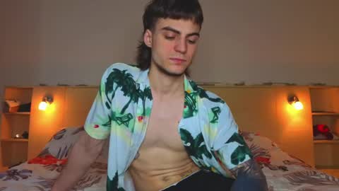 Snapshot of sly_gus chatting on May 2026 02:22:01 PM Gus online show from May 2026 02:22:01 PM