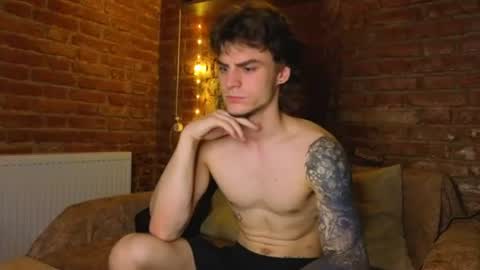Snapshot of sly_gus chatting on July 2026 09:00:02 PM Gus online show from July 2026 09:00:02 PM
