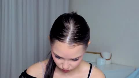 Lily online show from September 2025 01:14:02 PM