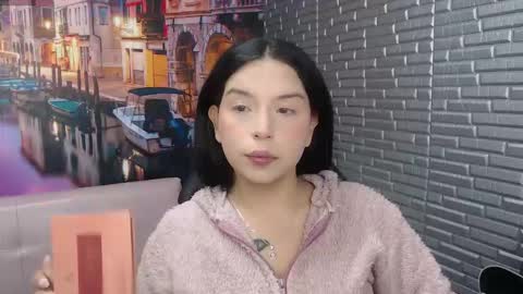 Snapshot of small__naughty chatting on October 2025 01:53:02 PM Mariana Torres online show from October 2025 01:53:02 PM