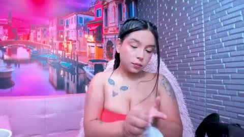 Snapshot of small__naughty chatting on October 2025 02:07:01 PM Mariana Torres online show from October 2025 02:07:01 PM