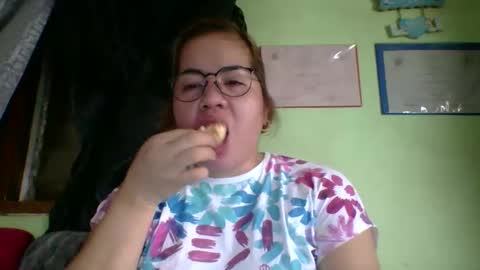 Lovewella online show from March 2026 04:16:01 AM