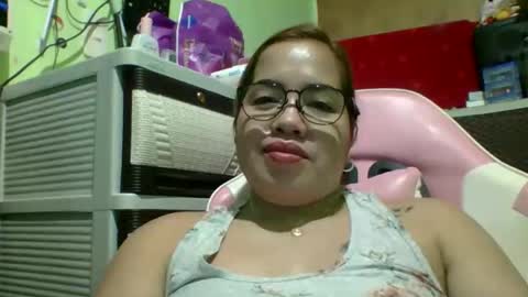Lovewella online show from May 2026 03:17:01 PM