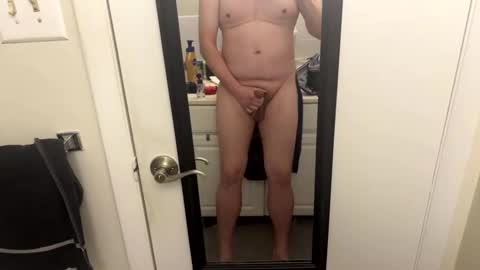 smalldick0324 online show from January 2026 01:17:02 PM