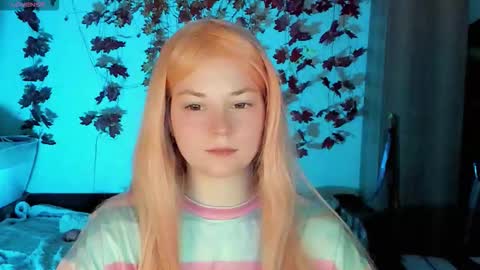 Snapshot of smallimpmeili chatting on October 2025 09:03:01 PM smallimpmeili online show from October 2025 09:03:01 PM