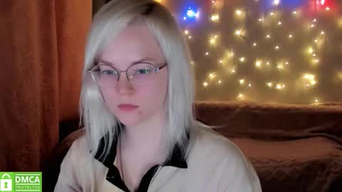 Snapshot of smallimpmeili chatting on December 2025 09:23:02 PM smallimpmeili online show from December 2025 09:23:02 PM