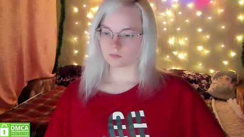 Snapshot of smallimpmeili chatting on December 2025 09:00:01 PM smallimpmeili online show from December 2025 09:00:01 PM