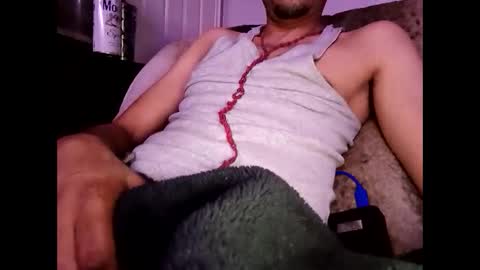 Snapshot of smallone209 chatting on September 2025 09:20:01 AM N California online show from September 2025 09:20:01 AM