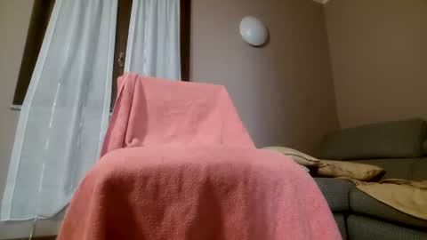 smallone8825 online show from June 2026 04:47:02 AM
