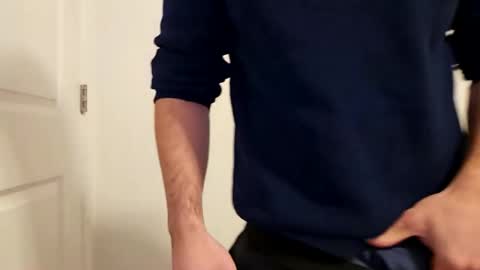 Snapshot of smallthrob chatting on January 2026 07:41:01 PM smallthrob online show from January 2026 07:41:01 PM