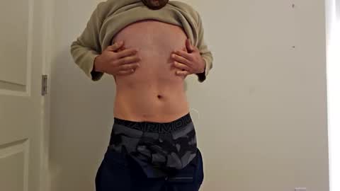 Snapshot of smallthrob chatting on February 2026 06:59:02 PM smallthrob online show from February 2026 06:59:02 PM