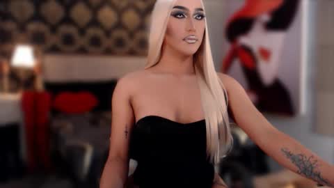 Snapshot of smasherqueen chatting on February 2026 10:51:02 AM smasherqueen online show from February 2026 10:51:02 AM