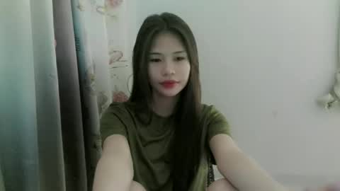 Julia online show from May 2026 06:52:01 AM