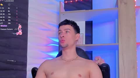 Snapshot of smiith_jade chatting on December 2024 09:12:01 PM Jade Smiith online show from December 2024 09:12:01 PM