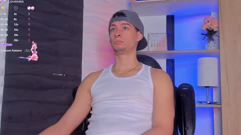 Snapshot of smiith_jade chatting on December 2024 10:07:02 PM Jade Smiith online show from December 2024 10:07:02 PM