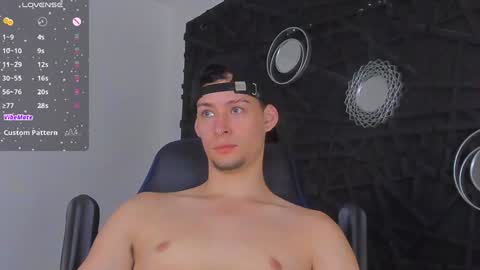 Snapshot of smiith_jade chatting on January 2025 09:42:01 PM Jade Smiith online show from January 2025 09:42:01 PM