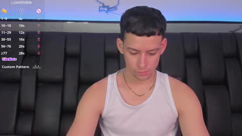 Snapshot of smiith_jade chatting on February 2025 10:58:01 PM Jade Smiith online show from February 2025 10:58:01 PM