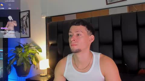 Snapshot of smiith_jade chatting on October 2025 10:30:01 PM Jade Smiith online show from October 2025 10:30:01 PM