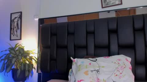 Snapshot of smiith_jade chatting on November 2025 10:56:01 PM Jade Smiith online show from November 2025 10:56:01 PM