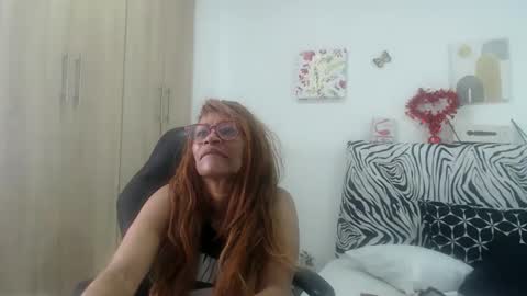 Smileth online show from May 2026 02:22:01 PM