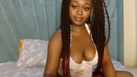 smiley_berry online show from December 2025 03:51:01 PM