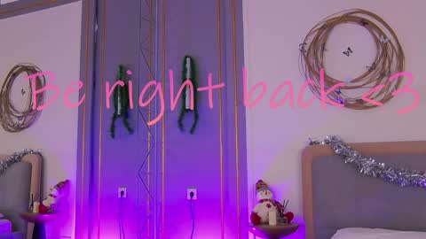 Mia online show from January 2025 08:18:02 AM