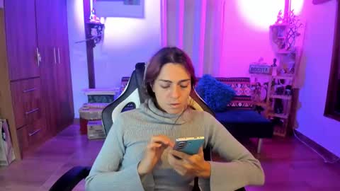 SmilingSalor online show from September 2025 12:23:02 AM