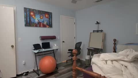 smilingwanker online show from February 2025 05:49:02 AM